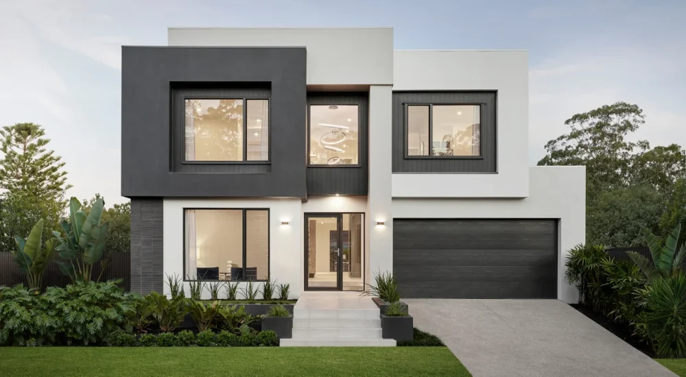Single : Double Storey House